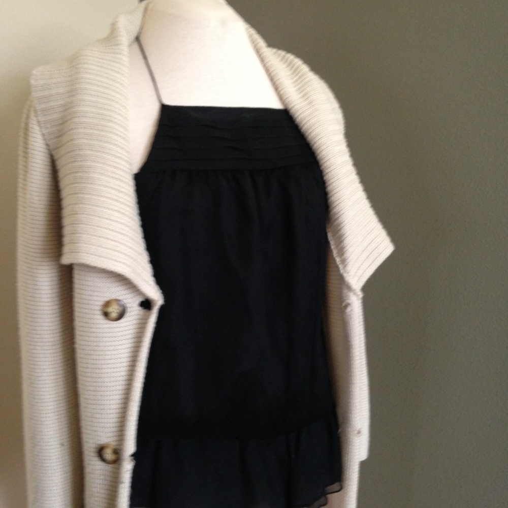Black Halter Top - Picture 5 of 5
